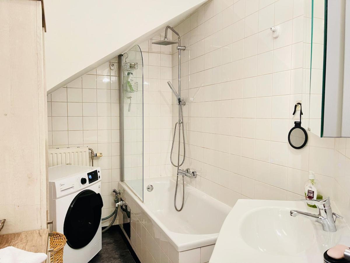 Grosszugiges City Apartment Nahe Schonbrunn เวียนนา ภายนอก รูปภาพ